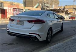 هیۆندای ئەلەنترا